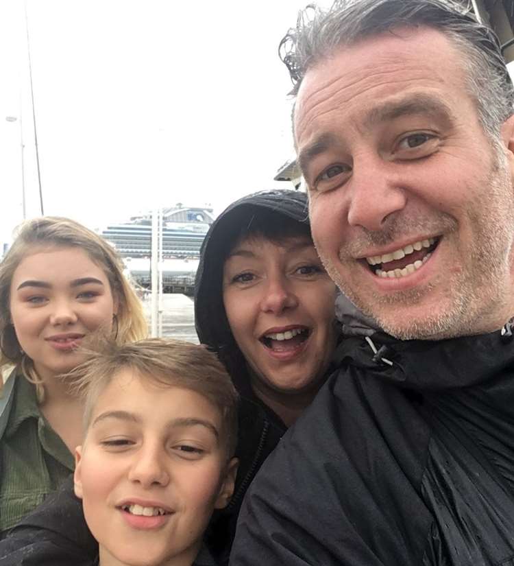 Kent_Online's tweet photo. This is a heartbreaking interview with the wife of father-of-four Lewis Scott, who died by suicide.
“They don’t die because they want to leave the people around them. They die because their pain is so horrific, they can’t cope with it.”
https://t.co/Xy4TqYMJMU https://t.co/eWuOTQaOU4