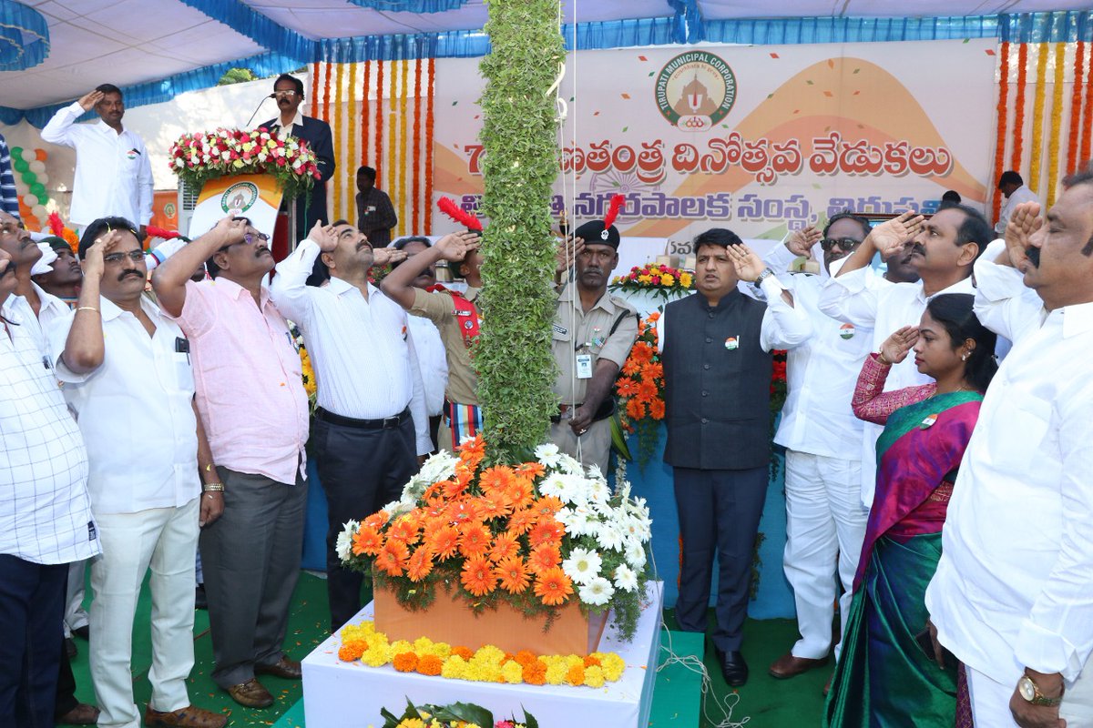 MCTTirupati's tweet photo. 71st Republic Day celebrations at Municipal Corporation, Tirupati.

#Tirupati #TirupatiSmartCity #Republic #Day #Chittoor #District https://t.co/XrCWrmQH5p