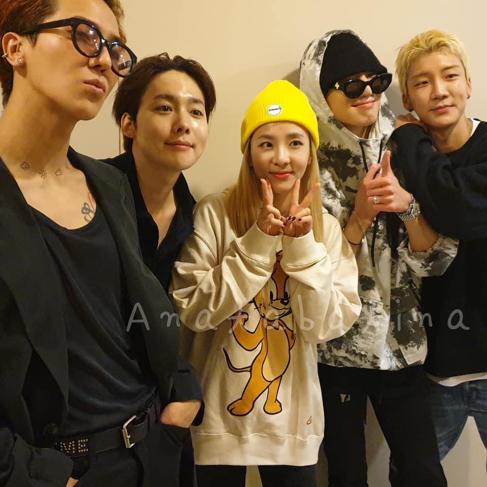 SecretGardenDBB's tweet photo. Anatabatina IG post
"Dara is the mastermind of the #TalaDanceChallenge of #WinnerCrossTourinManila 😂😂 It was indeed a winner(performance)! Thank you Krung,~~~~
#Dara #Winner https://t.co/OsRCmrl1TL