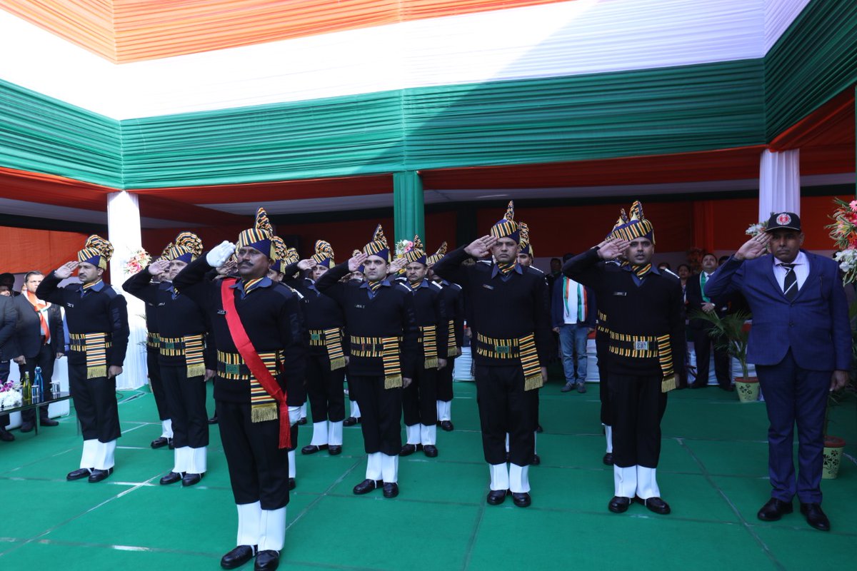 gailindia's tweet photo. GAIL (India) Ltd celebrated #RepublicDay2020 at it's Corporate office in New Delhi today. Dr. @akarnatak, CMD, GAIL
hoisted the National Flag🇮🇳 on the occasion, which was attended by members of GAIL family including Directors, senior officials &amp; employees, with their families. https://t.co/NvLtiqU7XY
