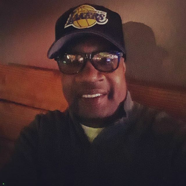 eddielovehate's tweet photo. Saturday night,  came out to see my dude DJ Wimpy B at All Pro's https://t.co/XBZrJK9lnQ https://t.co/Rcj9jQxRwH
