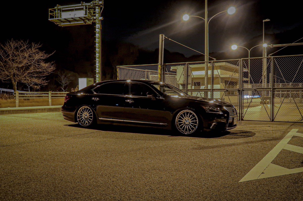 sanshukai_1's tweet photo. #LEXUS
#LS460L
#ExecutivePackage
#Carlsson https://t.co/HZo0BIjIXZ