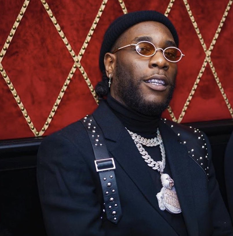 Iyanya's tweet photo. Congratulations once more on your nomination Brotherman @burnaboy Bring home the Grammy tonight. Best Wishes African Giant...🙏🏿🙏🏿 https://t.co/u76RLUMV3N