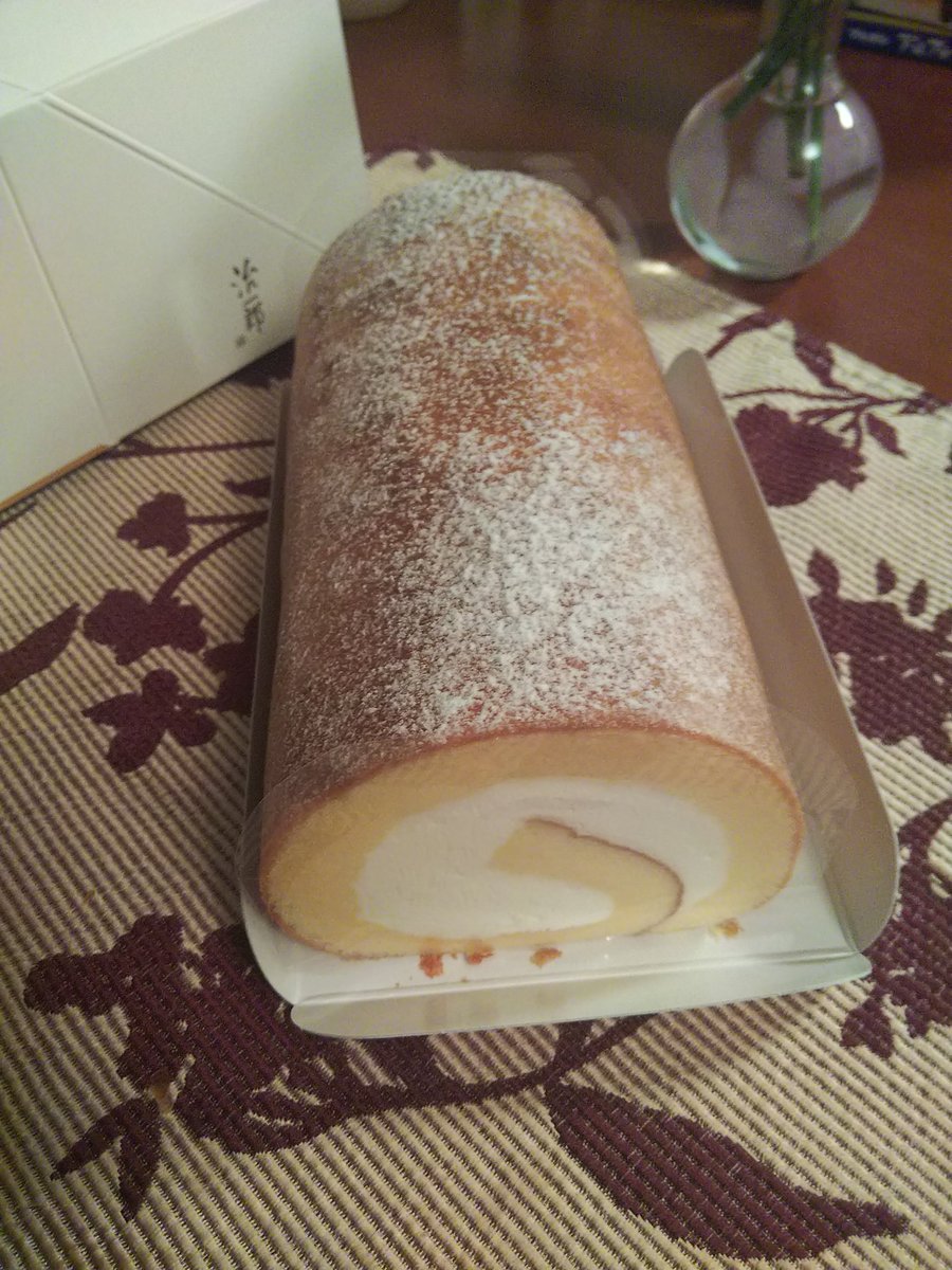治一郎のロールケーキの口コミは おいしい 日持ちはするの 話題の商品をレビュー