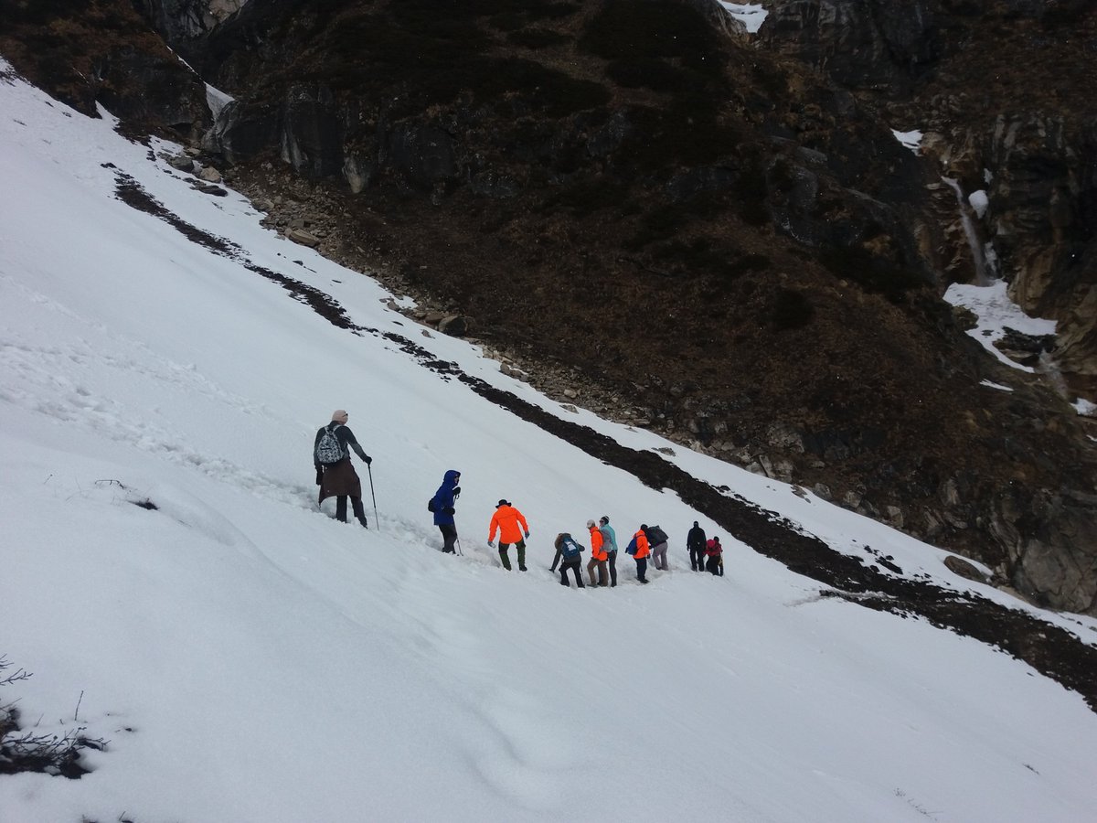 HighPassAdvent's tweet image. you can just hire the best trekking guide of your budget trek and we have best package of this Everest Base Camp guide service. #Guidehire #Porterhire #solotravel #solotrekking #Everestbasecamp #adventures #Travel #Trekking #Nepal #Kathmandu #Visitnepal  
highpassadventure.com/guide-hire-for…