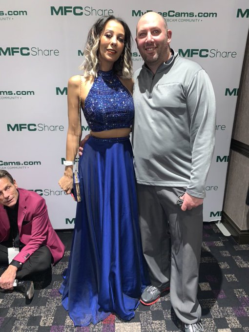 2020 AVN Awards Show https://t.co/DypKVeJo5N