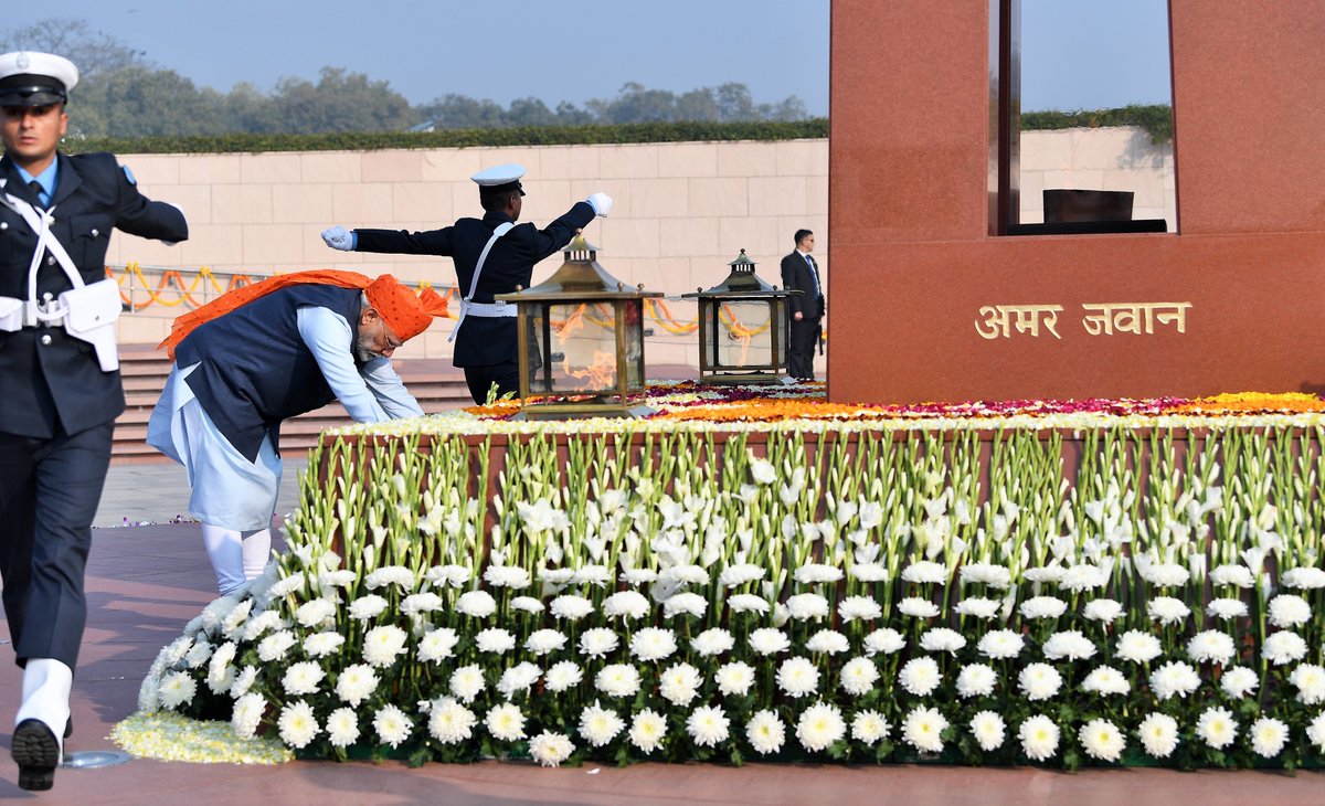 This morning, on #RepublicDay, paid homage at the National War Memorial.

India will always be grateful to the brave men and women who sacrificed their lives in service of the nation.

Their exemplary service motivates crores of Indians.