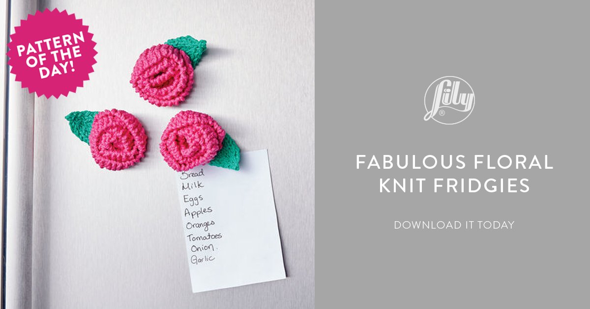 Dress up your #fridge and bring the #garden inside by making colorful #knit #rosette #magnets.
Get the pattern of the day: bit.ly/2TXOBnQ
#LilySugarnCream