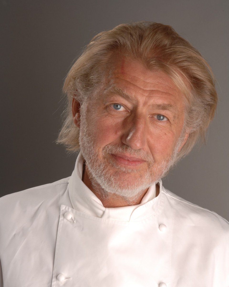JJWHotels's tweet photo. The French master chef, Pierre Gagnaire, has been serving up three Michelin star cuisine @HotelBalzac for almost 20 years #pierregagnaire #hotelbalzac #3michelinstars #pariscuisine https://t.co/PrGjjpugXq