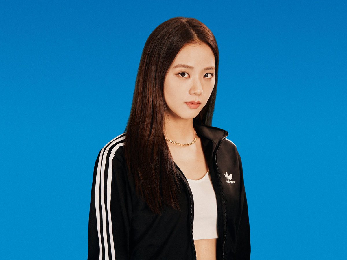 JISOOHOME_TH's tweet photo. It's not the first time that you treated her like this, But she always support and post your brand in every time. 
Please Treat her better than this.

@Originals_kr 
#AdidasTreatJisooBetter https://t.co/SeDDo9jbMR