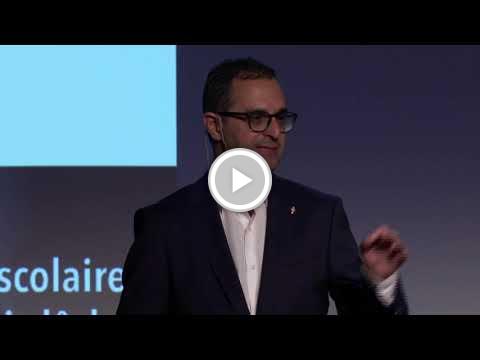 GetCreditHere's tweet photo. Tomber 9 fois, se relever 10 | Arash Derambarsh | TEDxEMLYON https://t.co/a5YPE9DQeI #staged https://t.co/IKU8QiOcoH