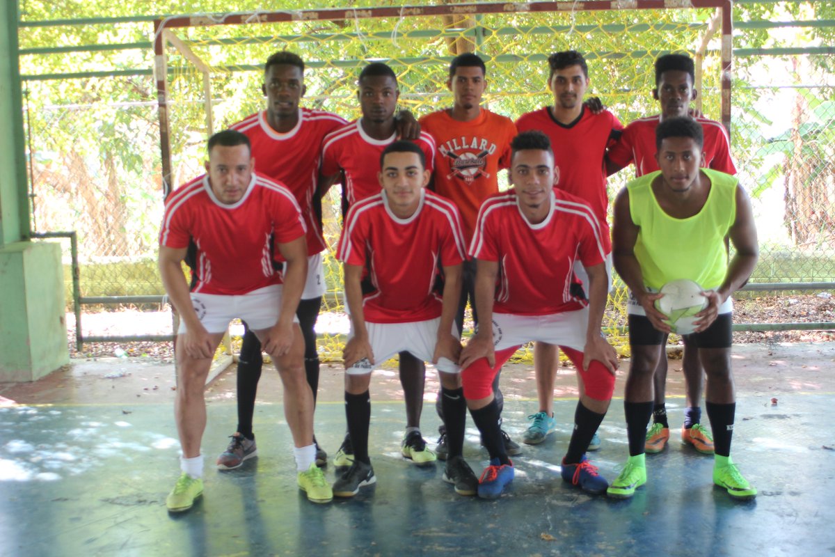 lifutsalmats's tweet photo. #JORNADA4 @ligadefutsalmts
Inicia el primer tiempo en Rio San Juan
#Riosanjuanfc Vs #Cabrerafc 0x0
#Ligadefutsalmts https://t.co/Q5KL6ZJhbT