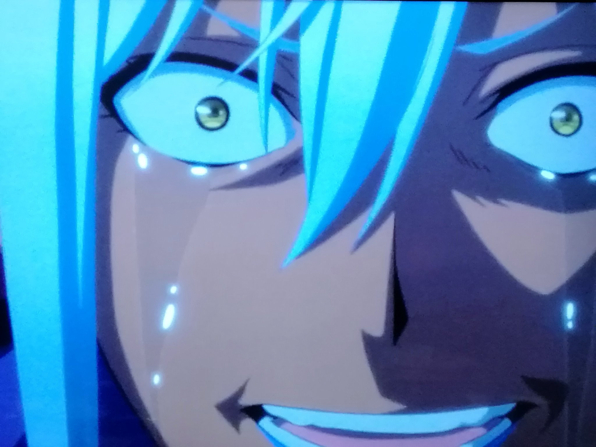 くら蔵 ヤオ ハー デュッシ 炎竜から同胞を守る為自衛隊に出動を依頼しにきたダークエルフ 自衛隊は動けないため伊丹に搦め手を企てる テュカに真実を突き付け自我崩壊に追い込むがヤオも必死だった 自分勝手なのはわかっている その代わりこの身の心と体も