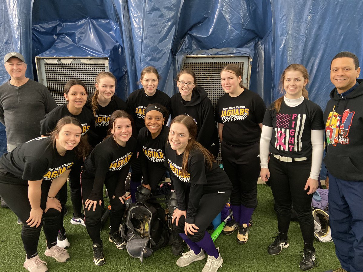 SoftballSja's tweet image. CSU #1 Indoor team wrapped up their season this morning with 2 early games #riseandsshine #gettingreadyfor2020
