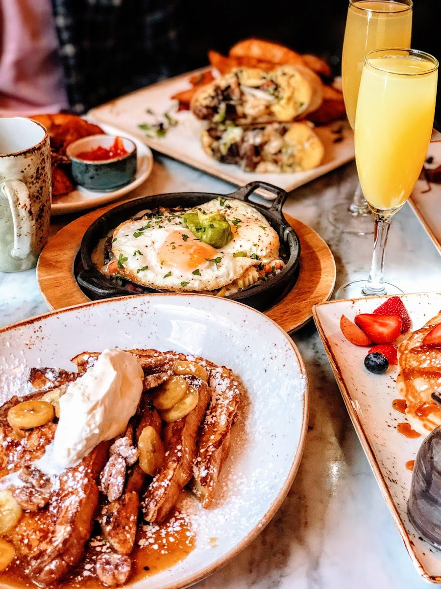 MadSocialChi's tweet photo. Mimosas: The most important meal of the day 😜 - Join us where the champagne is flowing & the bloodies are strong! Drink bottomless with your brunch for $25, 11am-3pm. #MADSocial #BrunchBottomless https://t.co/83a0eGx6cv