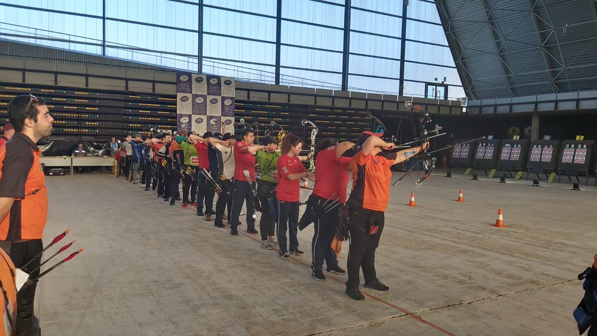 Primeros resultados  del Campeonato de Asturias Absoluto, ¡suerte a todos!
ianseo.net/Details.php?to… 🏆

#TiroConArco #Archery #Deportes
<a href="/RFETA/">RFETA</a> <a href="/dxtasturiano/">adnasturies</a> <a href="/TododeporteAstu/">Tododeporte Asturias</a>