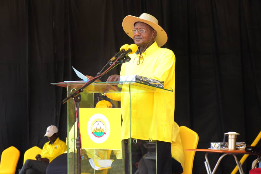 silkeventsug's tweet photo. The President H.E. @KagutaMuseveni and the delegates enjoyed every bit of the design and ambience created at Namboole National Stadium.
👏👏👏 to the whole team that enabled us pull off this awesome event. Tweny Tweny👌got nothing on us 😄😃👏
#Silk2020 #SilkAtWork @NRMOnline https://t.co/KZCT3UecOT