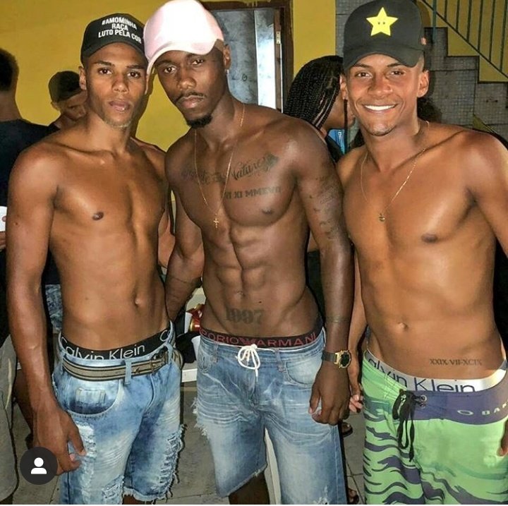 novinho_so's tweet photo. #negrostop https://t.co/11Sgcz4VcF