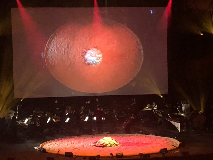 bondi_izzy's tweet photo. @LimelightEd @sydney_festival @dowsteve My mate and I felt privileged indeed to see and hear this spectacular performance at the @SydOperaHouse . The performers and orchestra worked wonderfully together. The clan dhuwa brought ancient tradition alive.🐊
#Bungul #FirstNations #SkinnyfishMusic #SydneyFestival https://t.co/x2Ev5bxddl