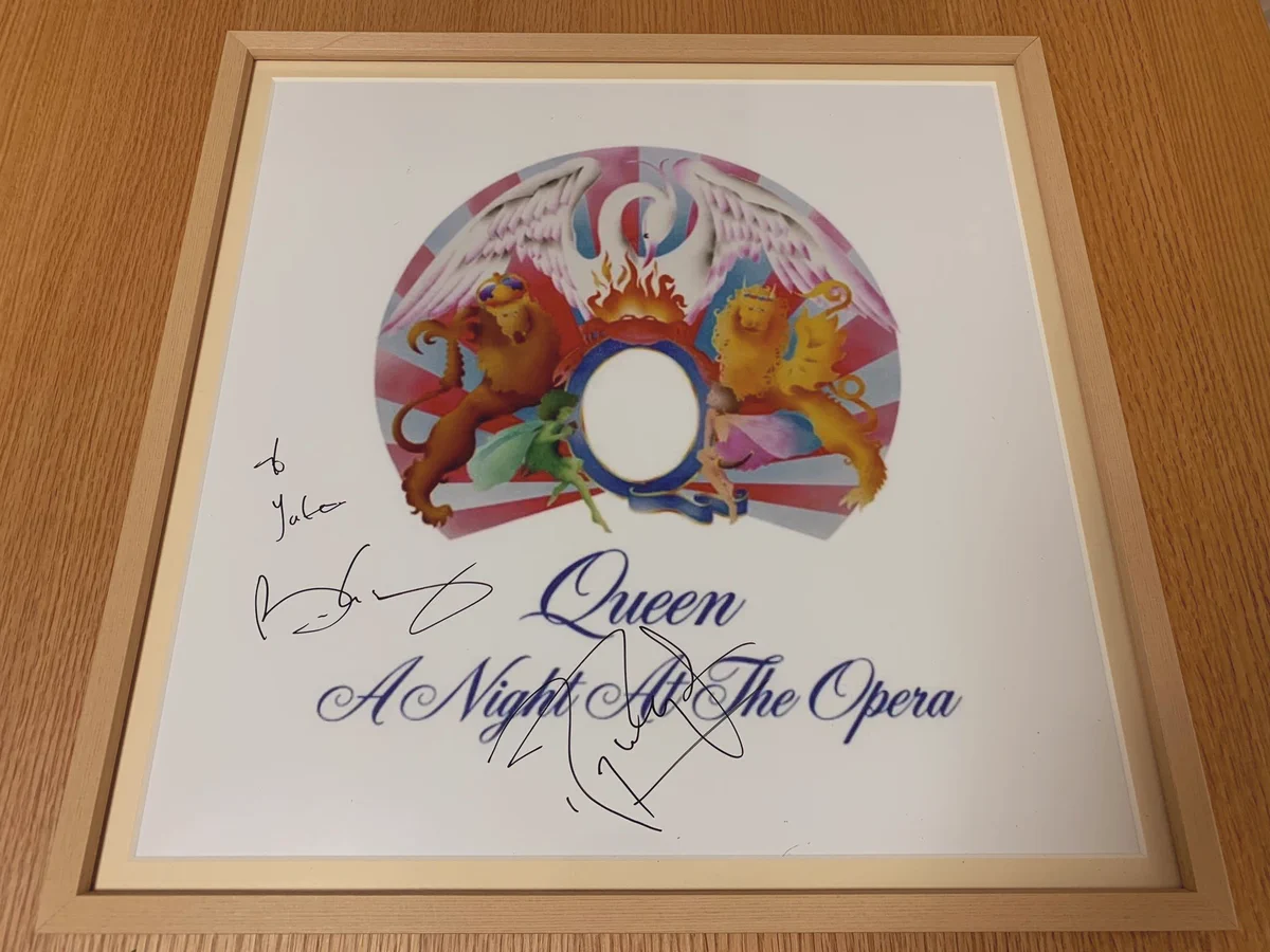 レア　Queen サインCD クイーン　ブライアンメイ　ロジャーテイラー SHiNo🍀しの on X: 