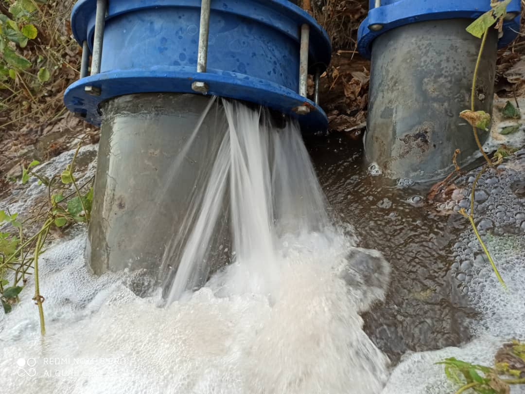 OSOPADEC_'s tweet photo. Aboto Water treatment plant, Pipe laying and Reticulation project (Phase 1) supplying portable water to Igbokoda, Mahin, Ugbo and Ugbonla undergoing pre-commissioning tests ahead the formal Commissioning by Mr. Governor, Arakunrin Oluwarotimi Akeredolu, SAN. Kudos to Arakunrin 💪 https://t.co/guawE16mv1