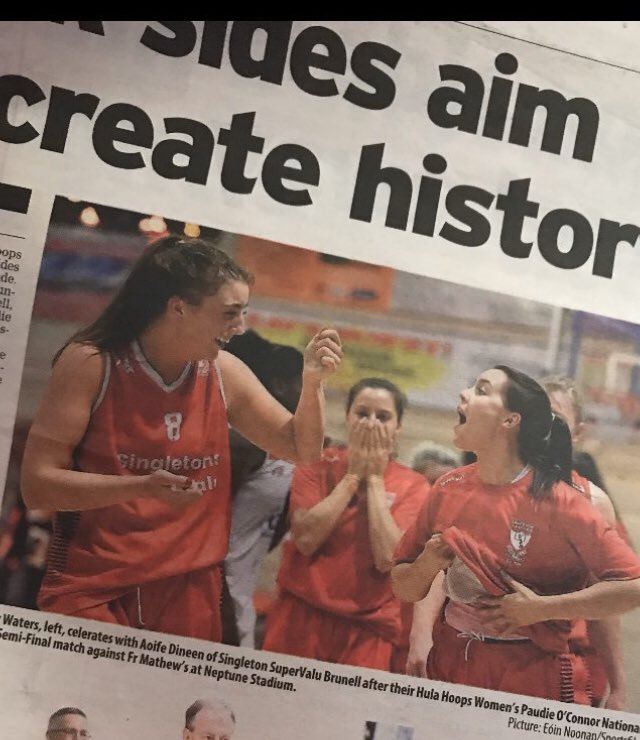 Roy10Downey's tweet photo. Can’t help but feel there’s someone missing today @AmyWaters_8 @Aoife_Dineen 😢 come on the fucking nellies https://t.co/qZm9efe2pC