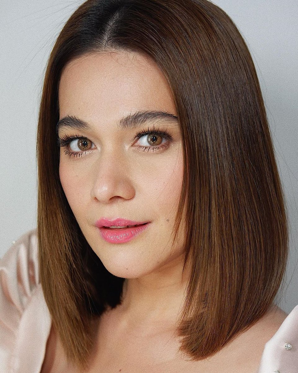 BeaianV's tweet photo. BEA @beaalonzo wearing @rhetteala Hair by @ayumanaog #cristineduquemakeup #makeupbytingduque #tingduquebeauty #tingduquebeautyschool assisted by @iamlaine84 @cel7691 Thank you @monchnovales @arliesalagantin #benchternocon2020 #kasheicagirl https://t.co/F3QAZeZr8m