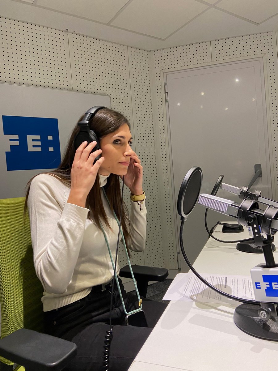 pymetech_radio's tweet photo. Nuevo #PymetechRadio🎙
(Audio 👂) https://t.co/mN3UK4grNG
Con @E_Molina_ y @h_cris Entrevistas a @QDQmedia @AngelNinoQ del @MADRID y la #startup #PayMarkFast https://t.co/lnTIf8PMpo