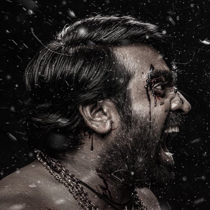 vjstylzz's tweet photo. @archanakalpathi Expect the unexpected poster
#Master
#MasterThirdLookDay https://t.co/nXO0iEWeUT