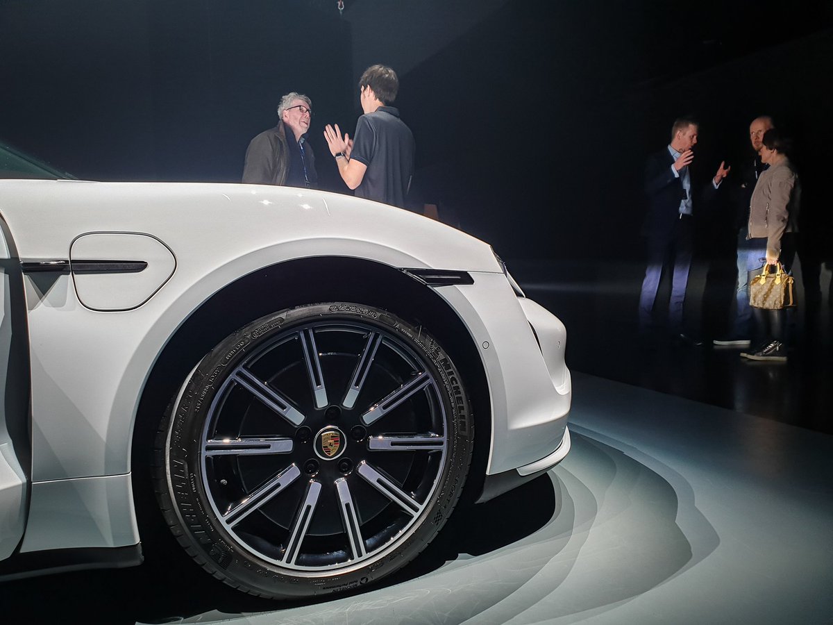 Went to an exclusive viewing of the new electric Porsche Taycan earlier this week! Not long now before we'll see them on UK roads! 

The car still looks mega! 😍