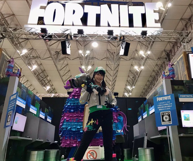 Twitterのコスプレ画像3