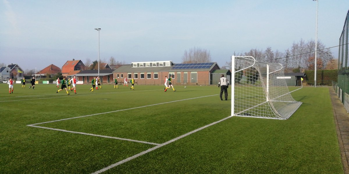 Het vierde verloor vandaag nipt met 2-3 van Limmen.