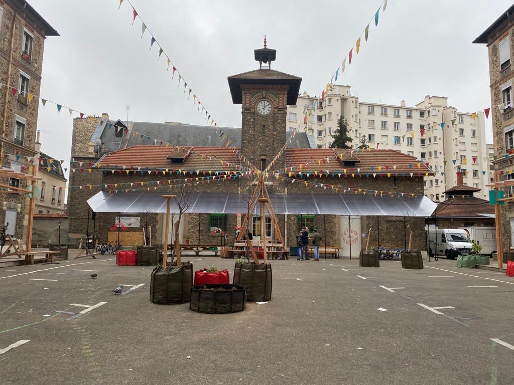 PierreGaboriau's tweet photo. Fin de cette matinée sur le terrain où j’ai pu continuer à échanger sur les problématiques des commerçants de la Porte de Saint Cloud. L’occasion également de saluer l’équipe des 5 toits avant leur brunch musical au Recho. #solidarité #jaimemon16 https://t.co/TXH01xdez3
