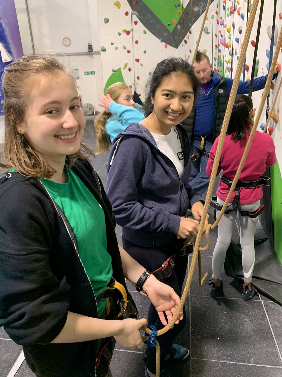 StSwithunsBoard's tweet photo. Today we were learning to belay. The support these girls give one another is fantastic. #stswithunsiswhoweare #stswithunssport #teamwork https://t.co/QEoM7G321I