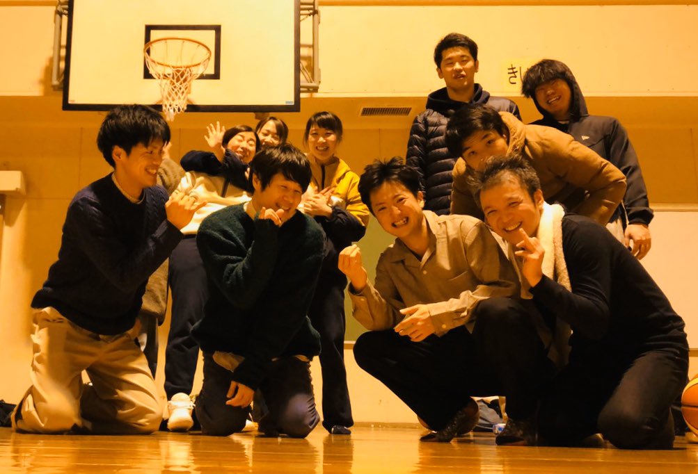 JJacks1991's tweet photo. 日曜日おしまい😆✨
このポーズの意味はコムさんに直接質問してください！
さて、来週は冬季大会❄️🏀今シーズンの締めくくりです！ぜひ、多くの方にご観戦いただければと思います🙇‍♂️
2月2日10:30トスアップ
@余市総体
よろしくお願いいたします👍👍
PLAY HOOP🏀😆 https://t.co/ofAPYVFmZM