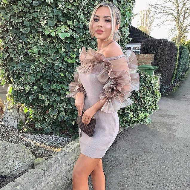 TraceyJaneFash's tweet photo. ✨DRESS OF THE DAY✨
Organza Ruffle Sleeve #MiniDress- £39.99💖
SHOP ⬇️⬇️⬇️

https://t.co/ZPJsX0uQxF https://t.co/LE6fEaAiy9