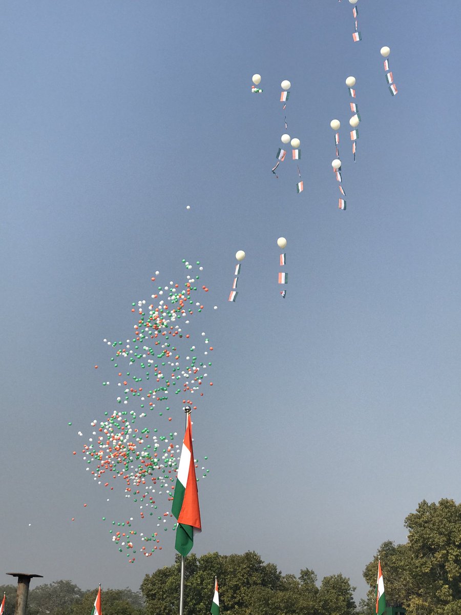 monikakarnatac's tweet photo. Happy 71st Republic day!!! ⁦@Ahlconpublic1⁩ ⁦@MamthaSays⁩ https://t.co/mPhe9WuXAM