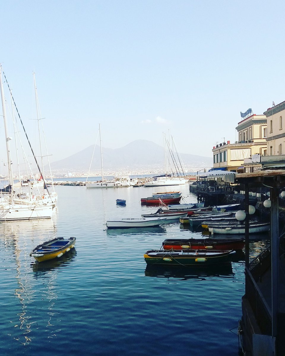 MPIALUCARELLI's tweet photo. #napoli #gennaio2020 https://t.co/2MraDqODQx