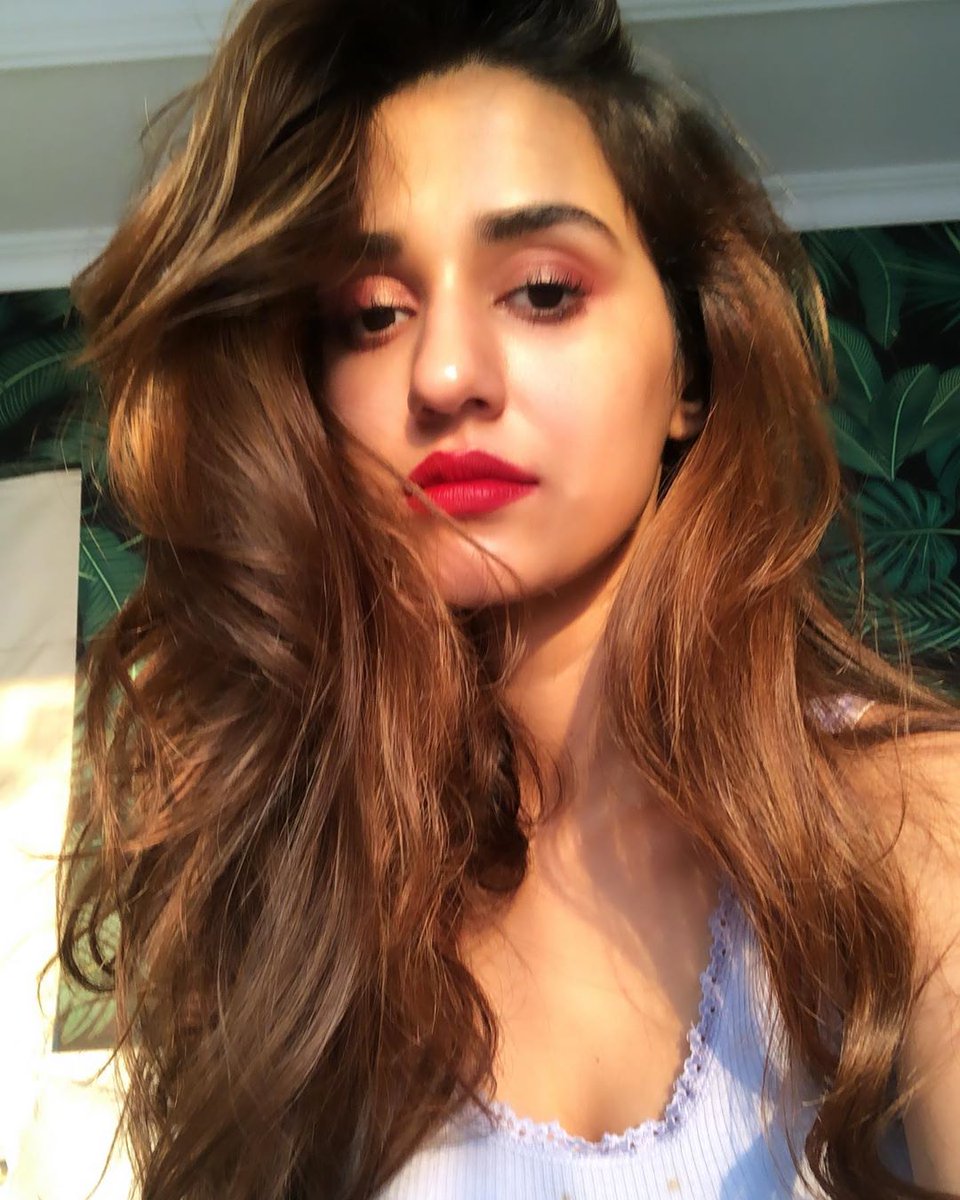 Disha Patani on Twitter: Disha Patani on Twitter: