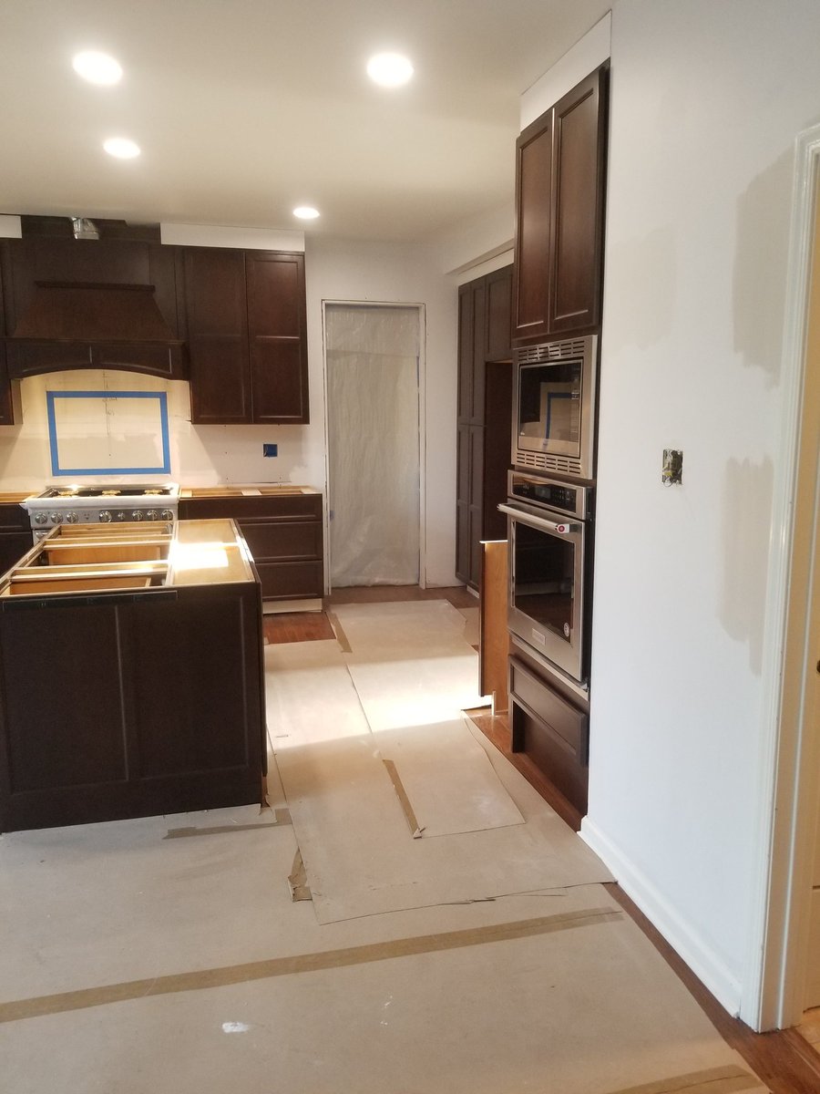 BKZContractors's tweet photo. #kitchenrenovations
Newtown pa 
Cabinets are in 
#progress https://t.co/fpp8erE0V2