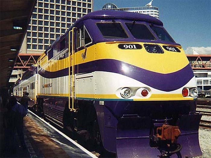 ThemysciraBound's tweet image. Just watched the backdoor pilot for Green Arrow and the Canaries.  Good to know that the #WestCoastExpress operates out of Star City 2040