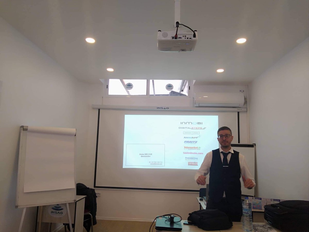 WalidAitSaid1's tweet photo. En mode: #mobilefirst avec @aminemelouk
#Insag #MBADMB #EFAP #Algérie #transformationdigitale #hubinstitute https://t.co/9QB2Fn0cFU