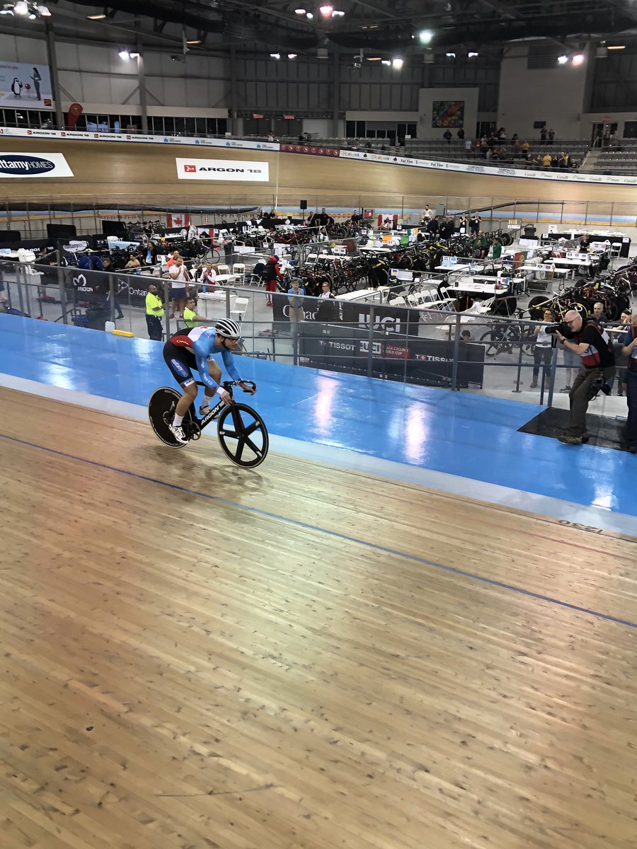 AVRA2024's tweet photo. Huge cheers and a few tears as @Stefanritter7 takes laps of honour at @UCI_track #TWCMilton2020 World Cup! In many ways, the ride of his life. Onward in retirement we love you Stefan! https://t.co/KfDehxSb1r