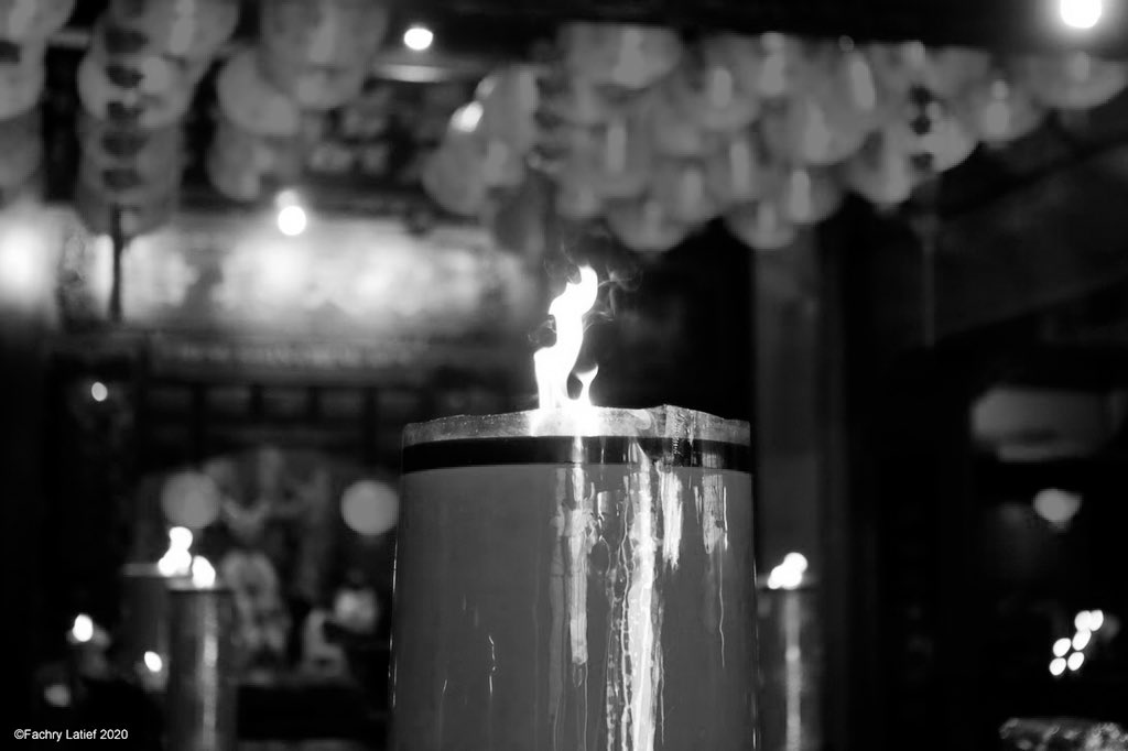 fachrylatief's tweet photo. In your light I learn how to love. In your beauty, how to make poems. You dance inside my chest where no-one sees you, but sometimes I do, and that sight becomes this art -Rumi-
Jakarta 2020
Photo ©Fachry Latief #pray #buddhism #budhism #tionghoaindonesia #vihara #imlek2020 https://t.co/OKqg97hEgV