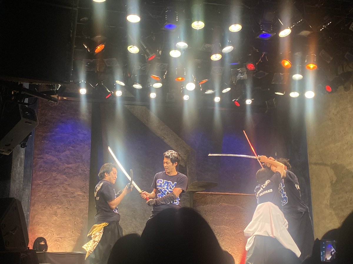 kepipike928's tweet photo. 今日は『ダウンタウンホテル』でお世話になった菅原貴志さん出演の殺陣パフォーマンス #SAMURAID『八人の侍人』観てきました💓
たかさん、最初はめちゃかっこよく、あとはずっとおもろかったわー、ずるいわー!!笑 演目もたくさんあってあっとゆーまの時間でした♡また観たいなー✨しんにも会えた🥰 https://t.co/geAj6l263T