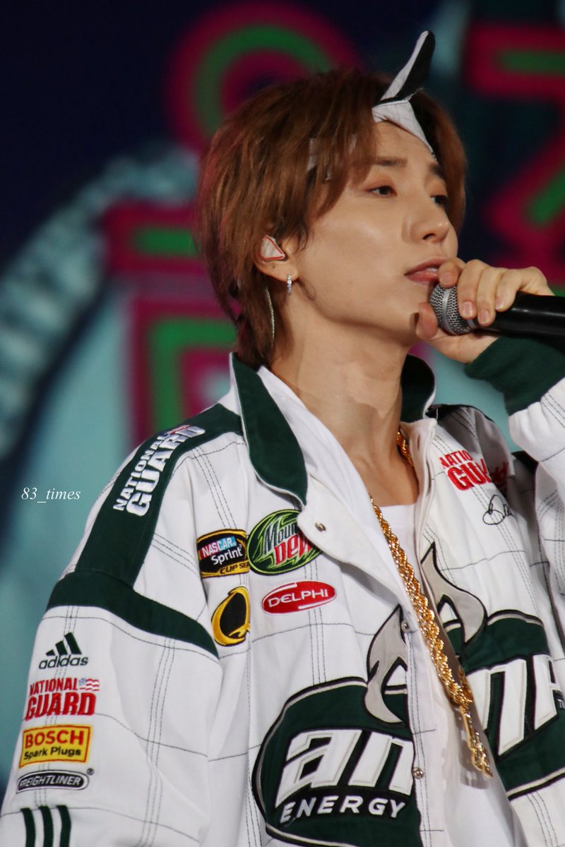 83_times's tweet photo. [200118] super show8 3p
#supejunior #leeteuk #ss8macau https://t.co/VcKUJa70kD