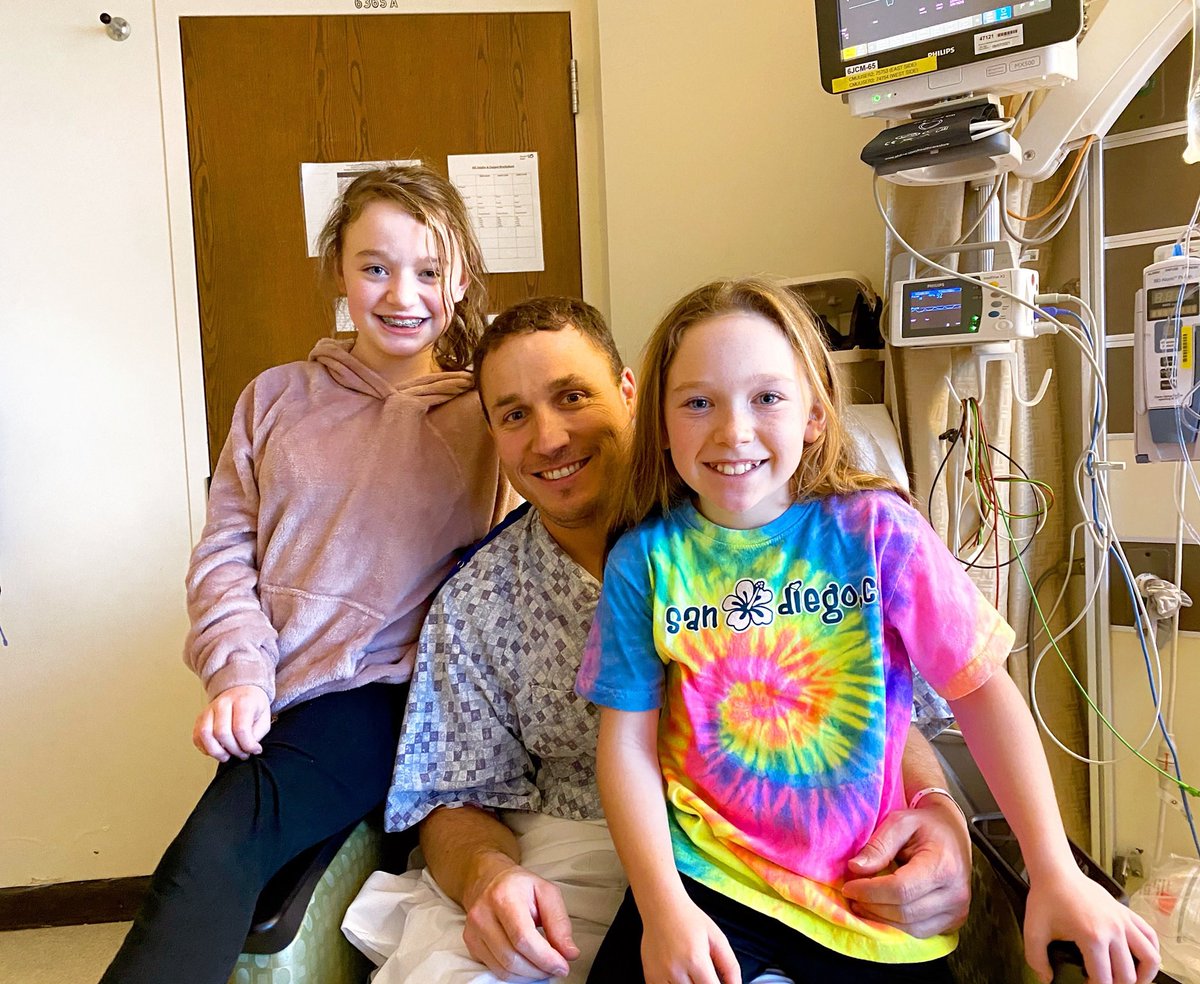 weedgirl24's tweet photo. Yeah!!!! RT @melkae: Day 12 of being cooped up-the girls came over to visit—brought a even bigger smile to his face!! #progressinthemaking #UofI #hawkeyecountry https://t.co/FTA5BsgfEb