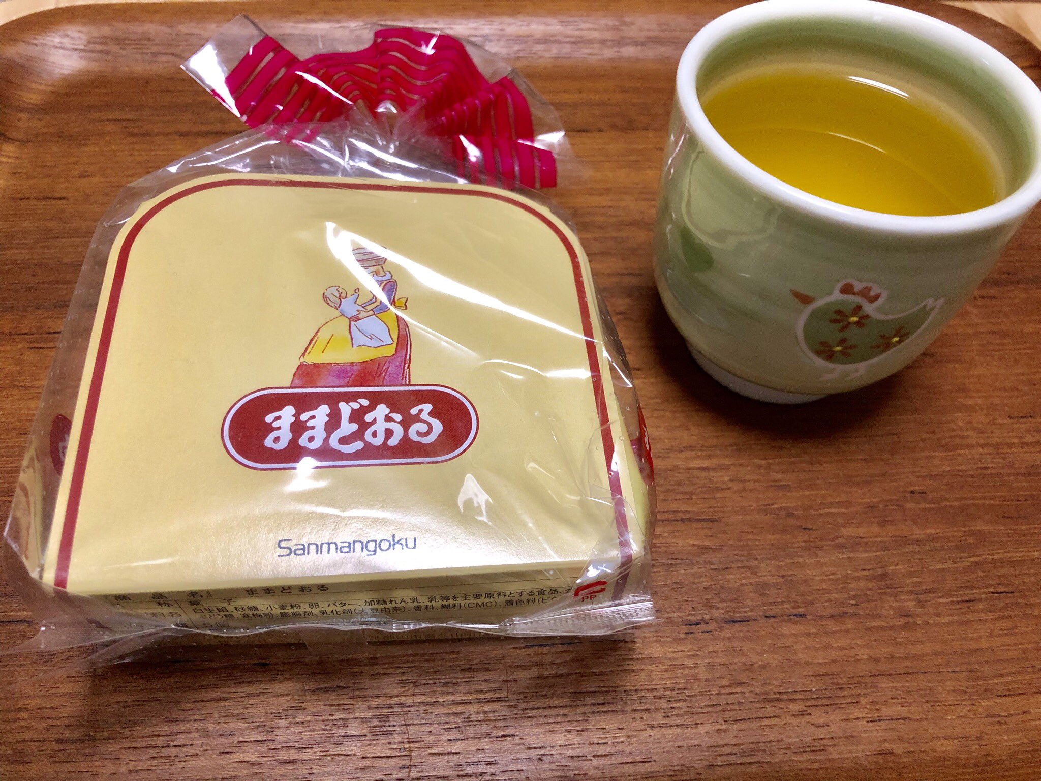 ちきん 7 𓅪 ほっこり緑茶タイム 福島のお土産を頂きました ˊᵕˋ ままどおるです ミルク味のあんを包見込んだ焼き菓子で ついつい美味しくて食べ過ぎました 笑 T Co Vwxtvcispw Twitter