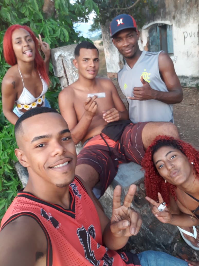 Hugo33847025's tweet photo. Parabéns meu faixa tudo de bom pra vc muito anos de vida e que Deus te abençoe sempre 🥳🍁💯🤜🤛 https://t.co/kKVv5uAl0h