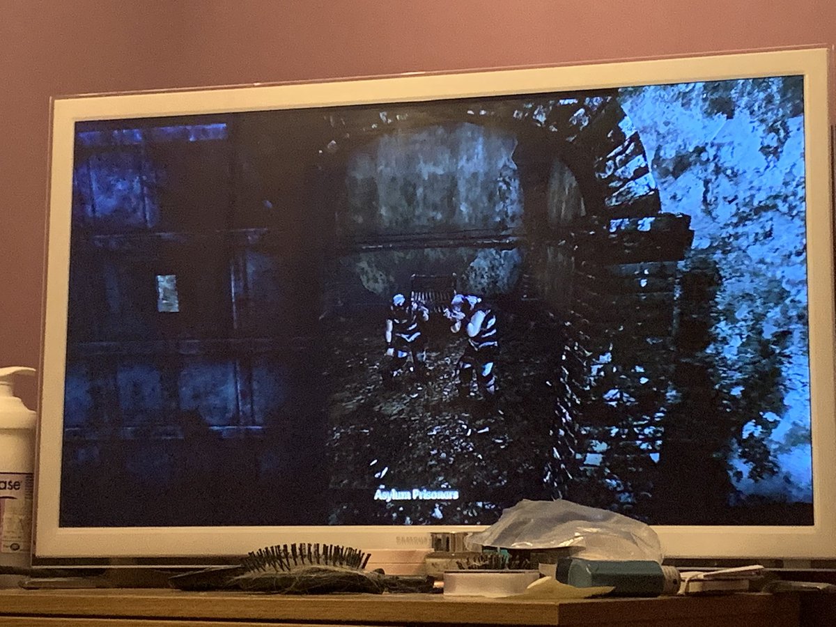 NatalieS157's tweet photo. Characters Part 3: Fable 3
โบ๏ธ๐ค๐ฎ๐ง๐ฎโ๏ธ๐ก๐น๐ฏ๐
#GamerSession #Gameplay #GamerGirl #Nerd #Xbox #Fable3 #AchievementHunter #AdventureHunter #DLC #FableCharacters #ProfessorFaraday #MutatedHobbos #AslyumPrisoners #ILoveThisGame https://t.co/lGI9QcGcxL
